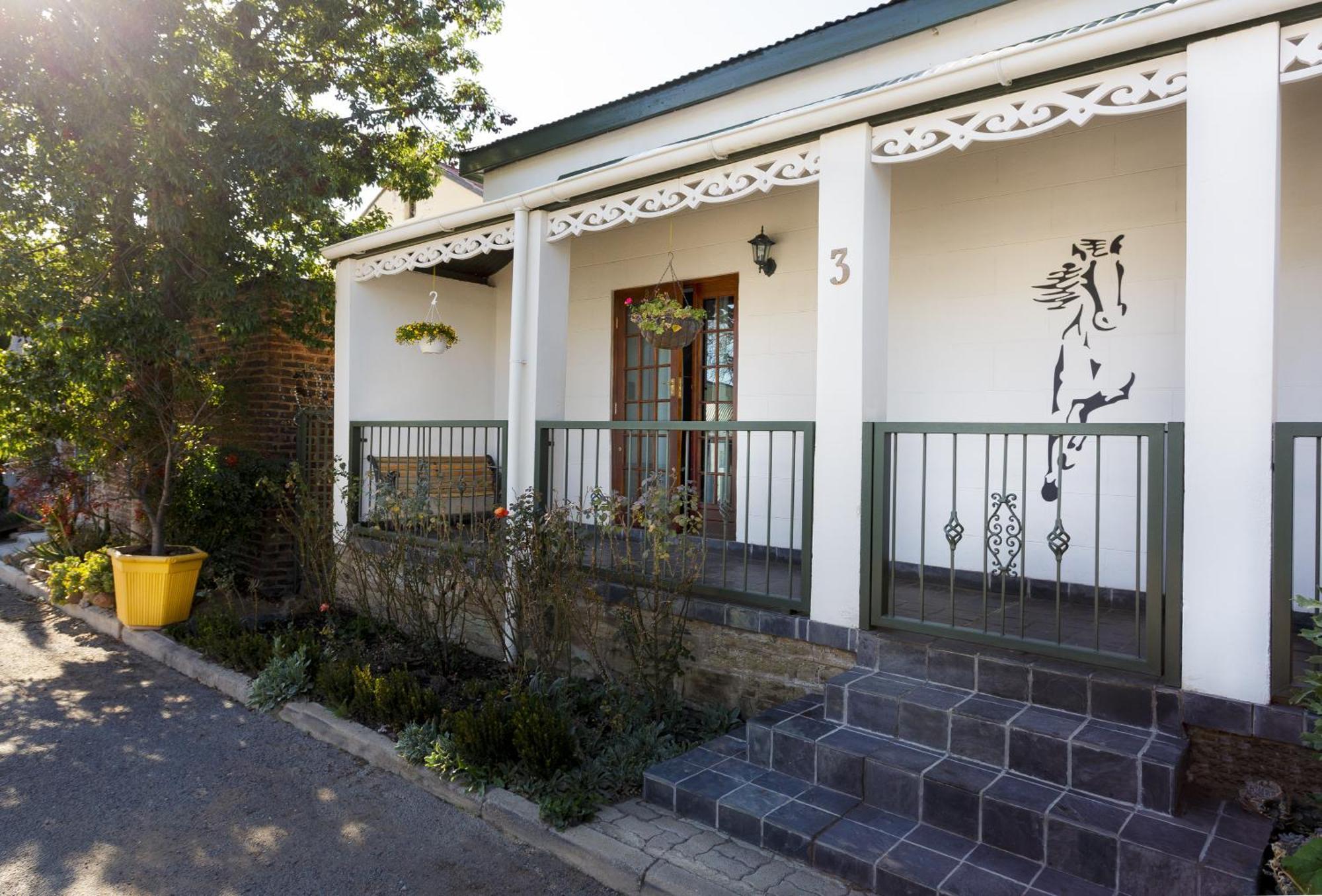 Horse And Mill Guesthouse Colesberg Exterior photo